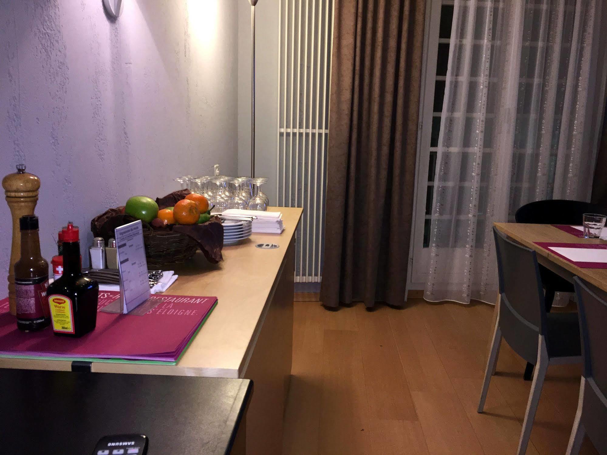 Les Negociants Vevey Exterior foto